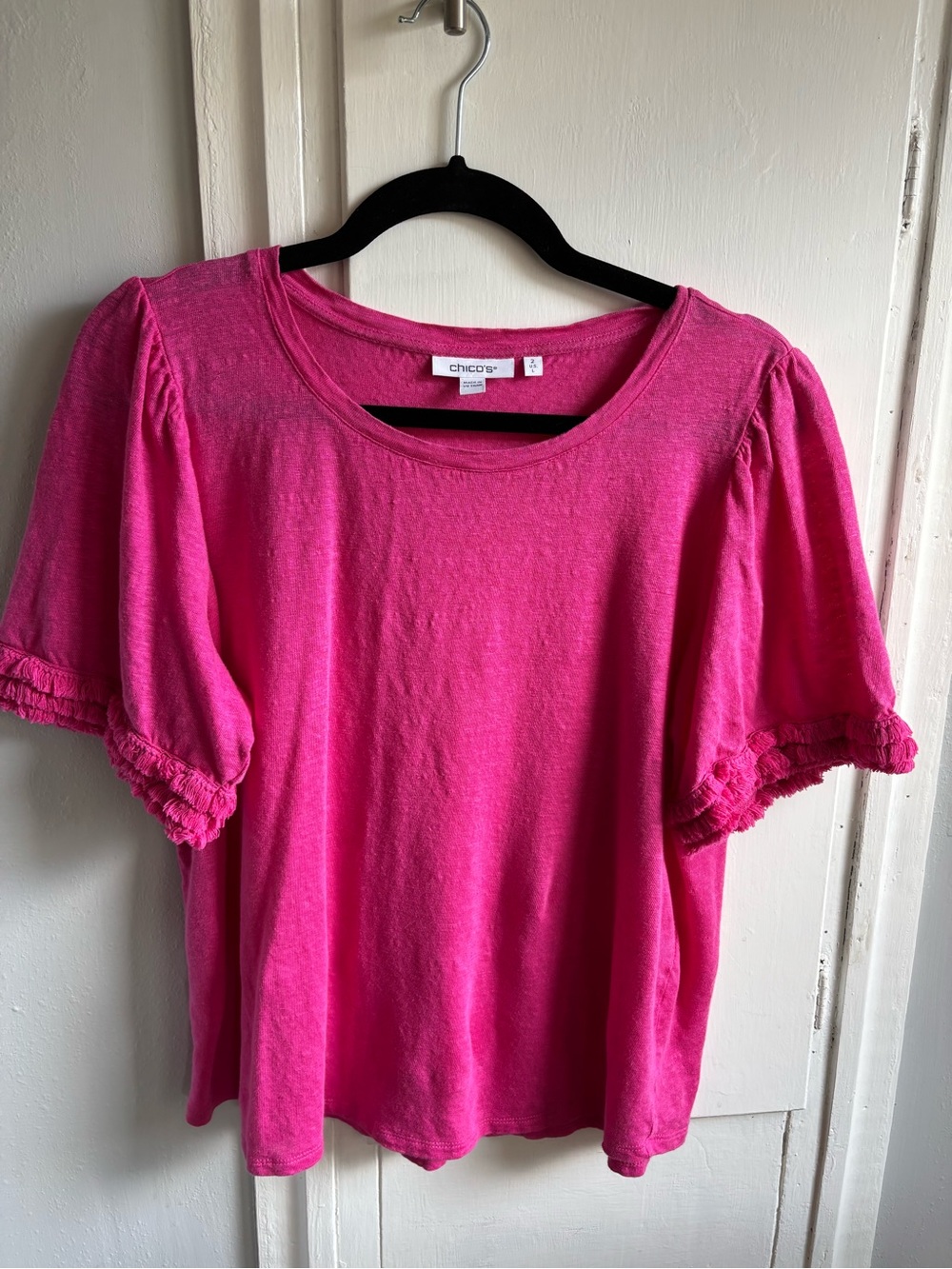 Chico's 100% Linen Fuchsia Detailed Sleeve Knit Top